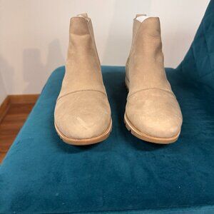 Sorel Harlow Chelsea Boots (Sandy Tan)